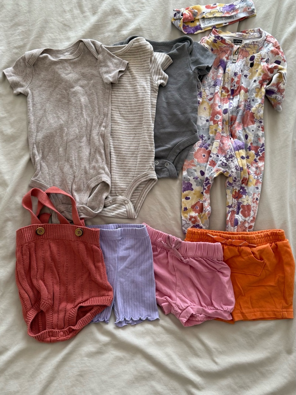 Baby Girl Clothes Bundle 3M-6M 8 Pc Levi’s Cat & Jack Carter’s Summer Outfits